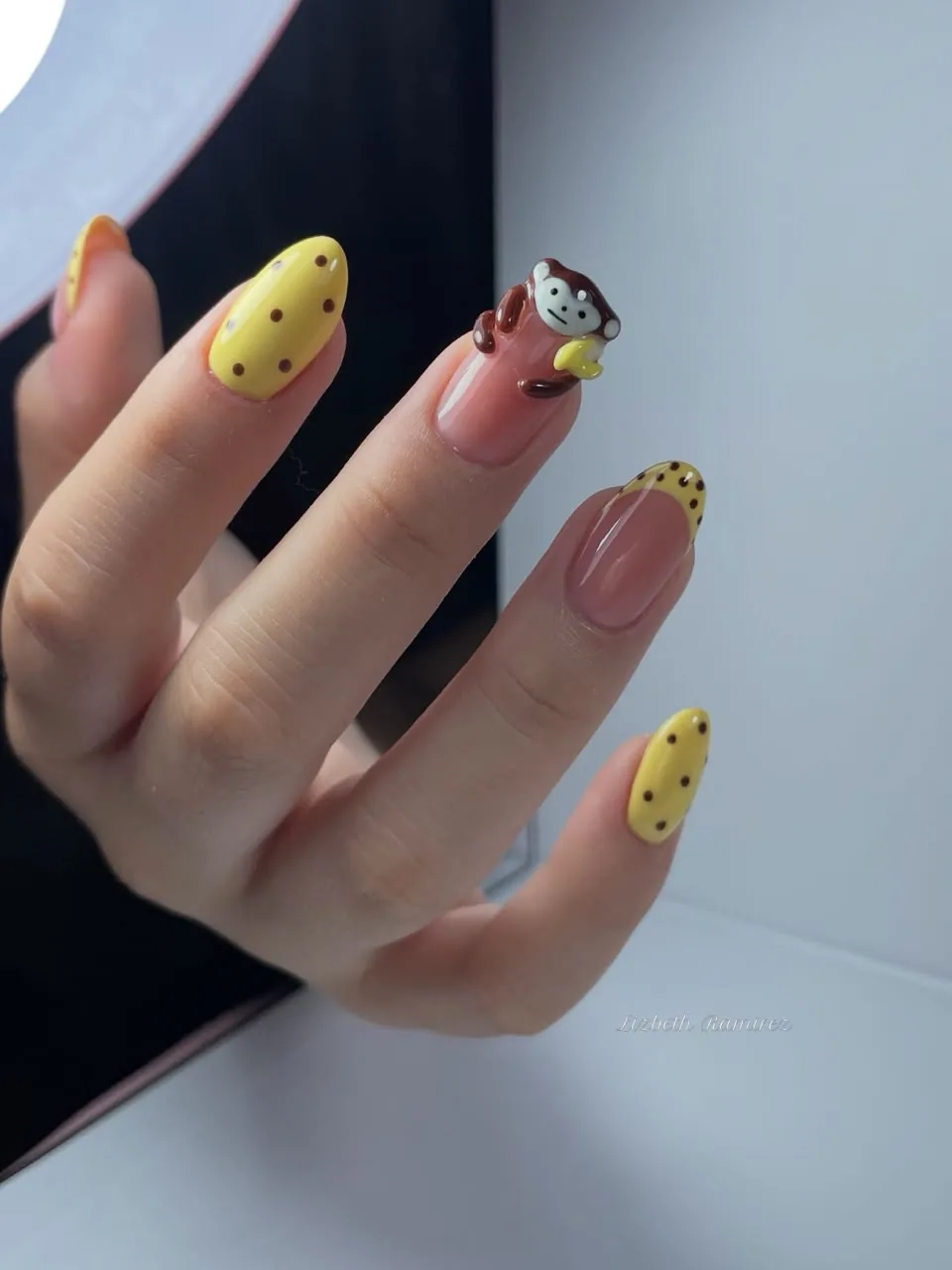 Diseño de uñas realizado en Estética Rachelle en Misantla, muestra 22